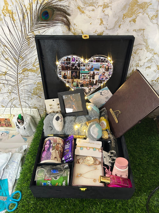 Hamper For Sister